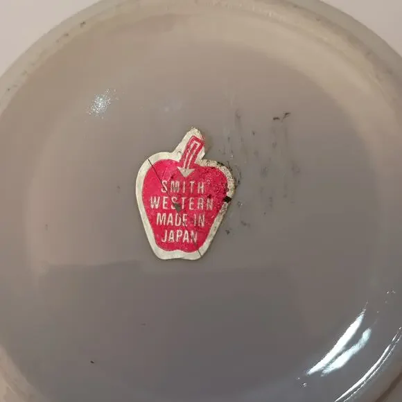 Four Vintage Small Ashtrays Winston, Washington, Worlds Fair, and Boars Head Inn - Picture 7 of 12